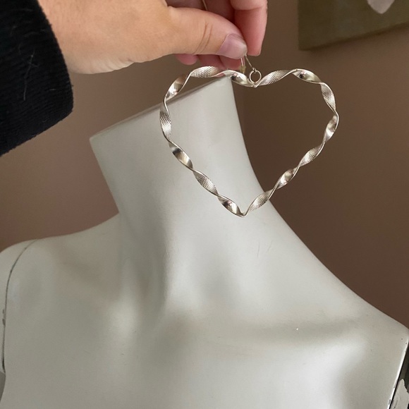 Large hoop earrings shape of HEARTS on ear wire - Picture 3 of 3